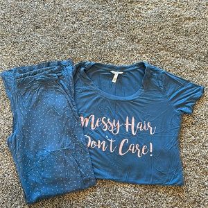 Soma cool night pajamas size small